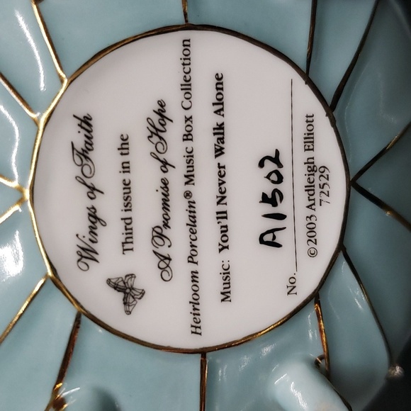 Ardleigh Elliott 2003 Wings of Faith A Promise of Hope Ceramic Music Box - Picture 6 of 9